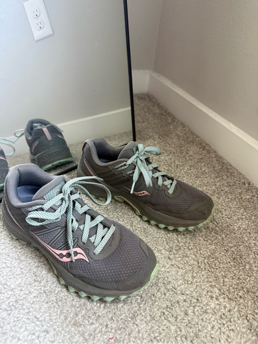 Saucony Womens Excursion TR14 Gray Lace-Up Workout Running Shoes Sneakers